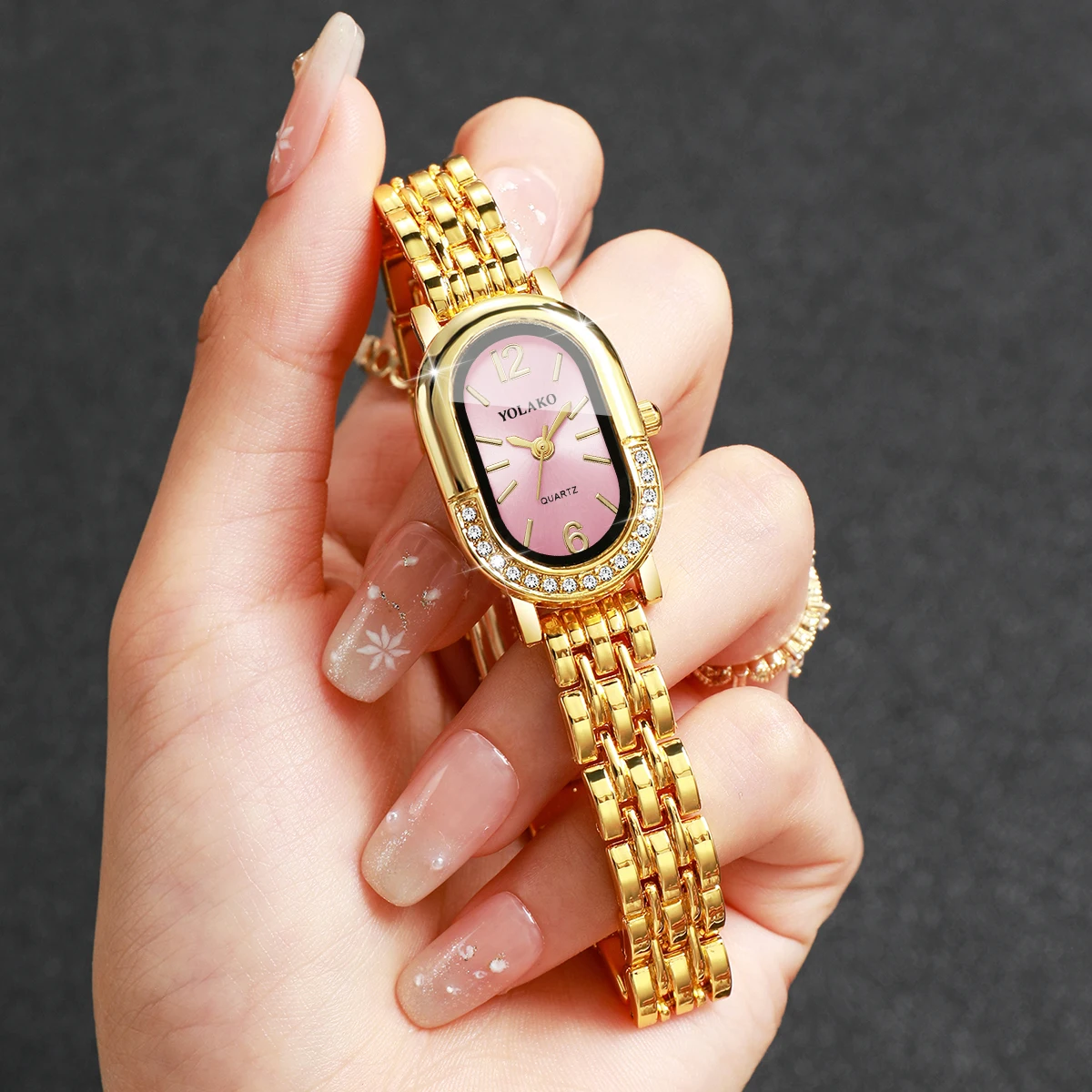 Luxury Rhinestone Women Quartz - Luxury Watch Holder review and price