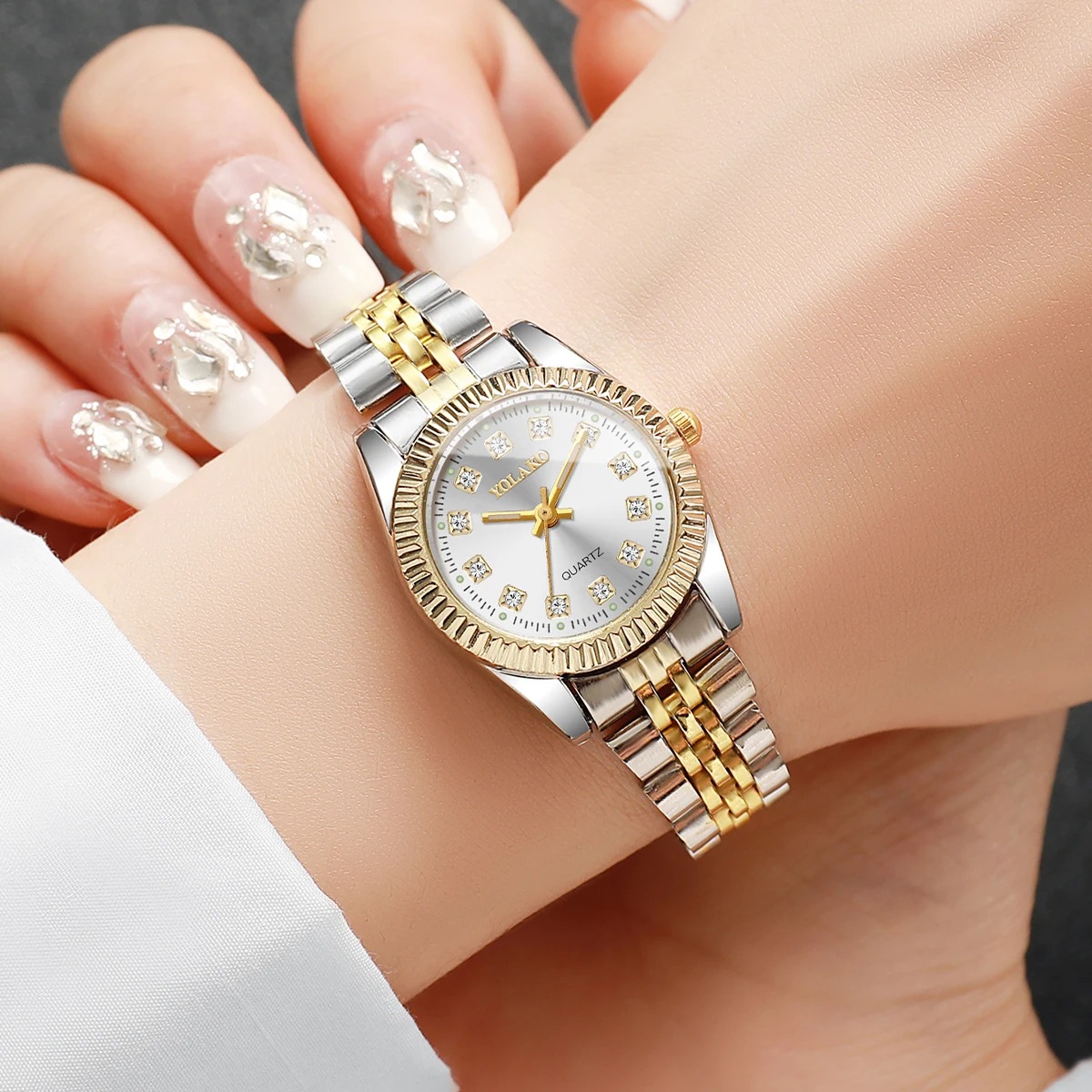Fashion Rhinestone Women Quart - Luxury Watch Holder review and price